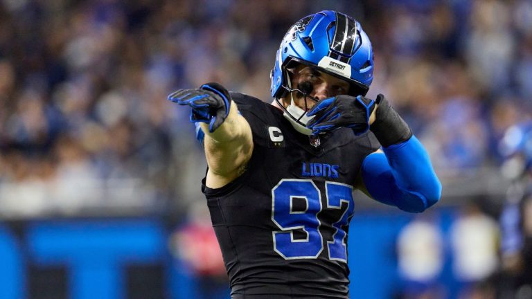 Detroit Lions and Aidan Hutchinson Agree to 4-Year Contract&nbsp;Extension