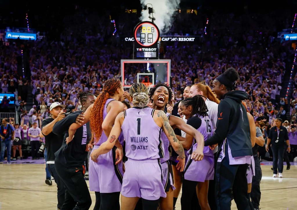 Gabby Williams leads Valkyries with an epic 16-point comeback to advance to WNBA&nbsp;semis